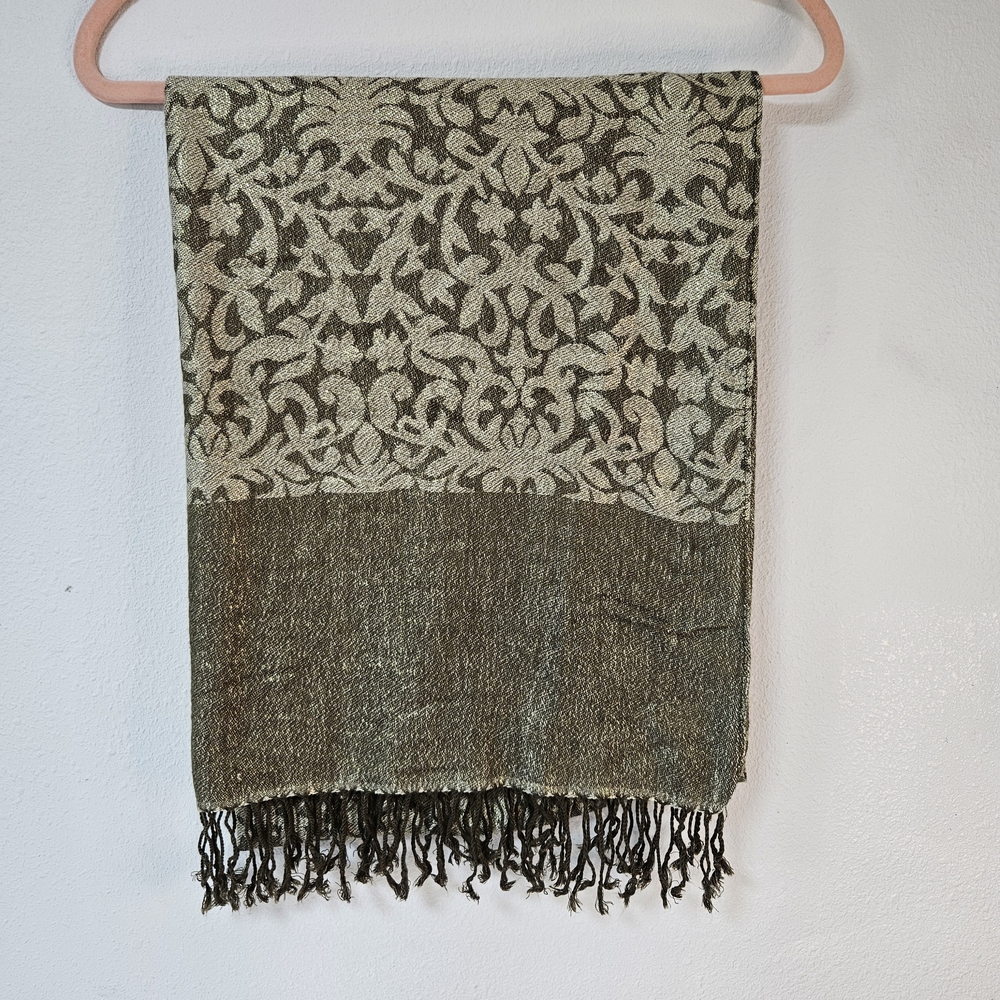 Chico's Metallic Thread Green Scarf Fringe